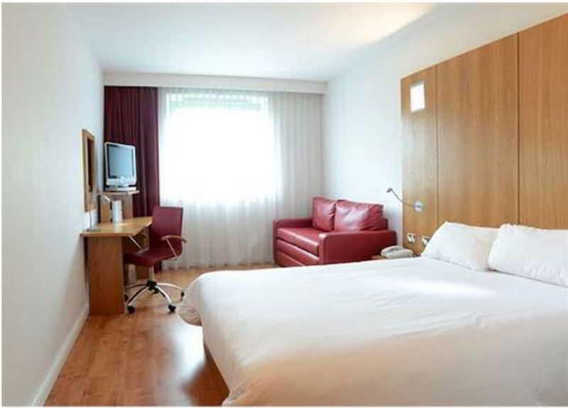 Ibis Styles Barnsley Hotell Exteriör bild